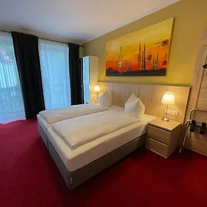 *** Ξενοδοχείο Palm Premium & Γερμανία